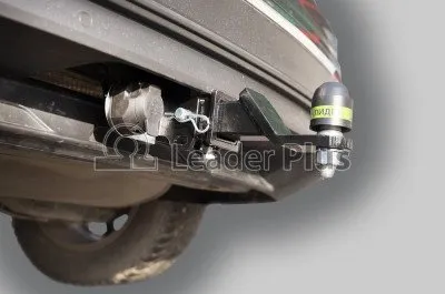 Фаркоп тип шара E для Skoda Yeti 2009-2018 / Volkswagen Tiguan 2007-2025 (V123-E)
