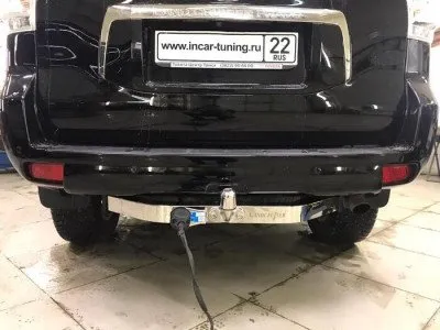 Фаркоп тип шара F с нерж. накладкой для Toyota Land Cruiser Prado 2002-2025 / Lexus GX 2002-2009 (Y-13aN)