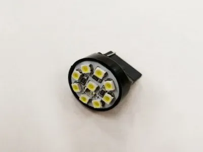 Лампа светодиодная 9 SMD LED 1 шт (T201 SMD9)