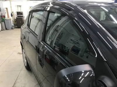 Дефлекторы боковых окон для Renault Sandero Stepway 2013-2022, Sandero 2013-2022 (R13214)