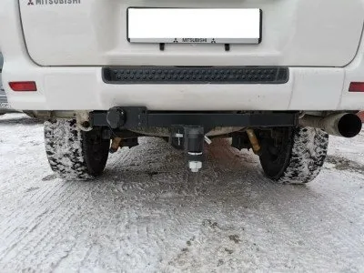 Фаркоп тип шара E для Mitsubishi Delica 1994-2011 (MDel97-07-E)