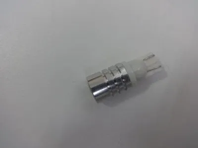 Светодиод в габариты цоколь T10 мощность 3Вт. 1 шт (3W Cree)