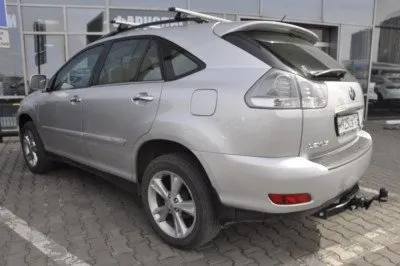 Фаркоп тип шара E для Lexus RX 2003-2009 / Toyota Harrier 2003-2013, Highlander 2001-2007 (24043A)