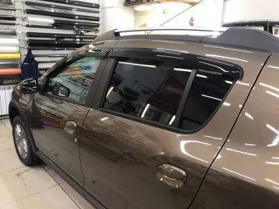 Дефлекторы боковых окон для Renault Sandero Stepway 2013-2022, Sandero 2013-2022 (R13214)