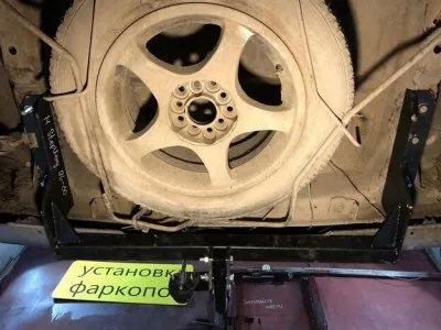 Фаркоп тип шара A для Honda Stepwgn 1996-2001 (HSte96-01A)