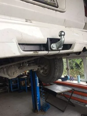 Фаркоп тип шара F для Toyota Land Cruiser Prado 1996-2002, Hilux Surf 1995-2002 (T109-F)