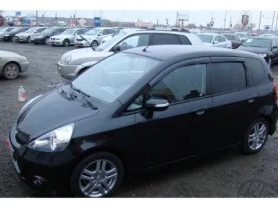 Дефлекторы боковых окон для Honda Fit 2001-2008, Jazz 2001-2008 (H10902)