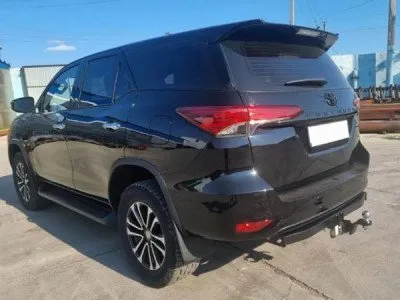 Фаркоп тип шара E для Toyota Fortuner 2015-2025 (19088A)
