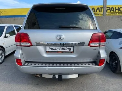 Фаркоп тип шара E с нерж. накладкой для Toyota Land Cruiser 2007-2023 / Lexus LX 2015-2023 (TLC-07-991124.00)