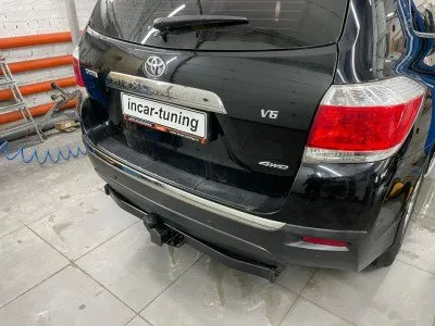 Фаркоп тип шара E для Toyota Highlander 2007-2013 (22270E)