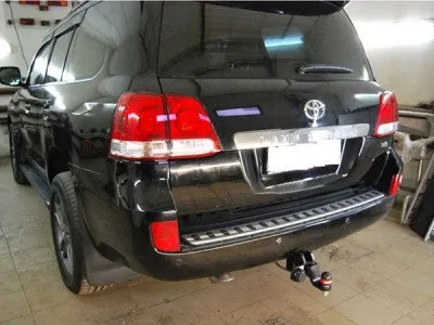 Фаркоп тип шара E для Lexus LX 2007-2023 / Toyota Land Cruiser 2007-2021 (3010-E)