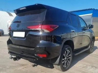 Фаркоп тип шара E для Toyota Fortuner 2015-2025 (19088A)